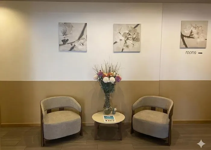 325 Tor Vergata Otel Roma