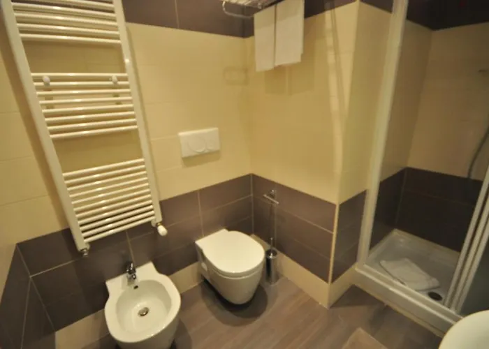 325 Tor Vergata Otel 3*