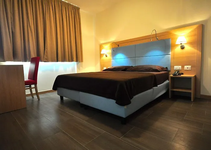 325 Tor Vergata Otel
